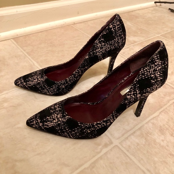 Bcbg Black & tan suede pumps - Picture 3 of 6